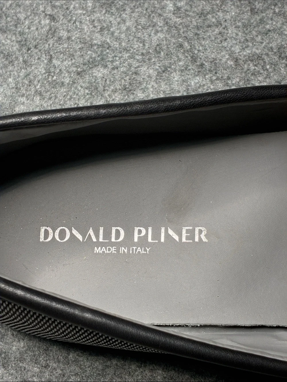 Donald J. Pliner Men’s Black and Gray Textured Slip-On Loafers